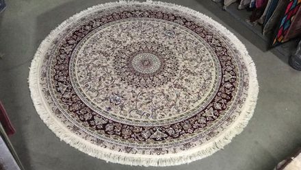 Carpet Esfahan 4996 ivory dred