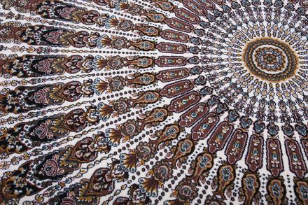 Carpet Kashan 773 walnut