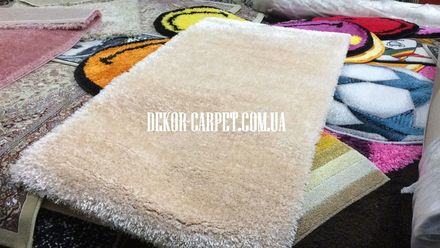 Carpet Puffy 4b p001a light powder