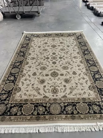 Esfahan 8942 ivory black