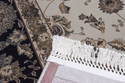 килим Esfahan 8942 ivory black