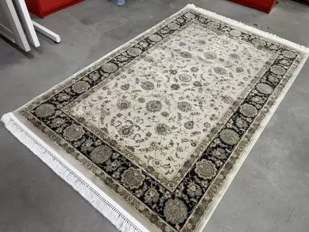 килим Esfahan 8942 ivory black
