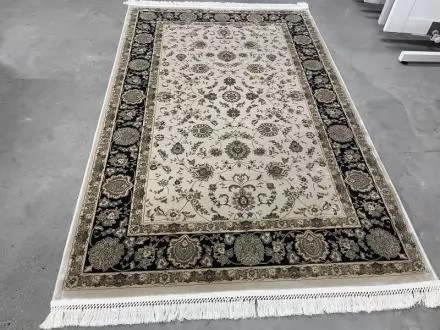 килим Esfahan 8942 ivory black