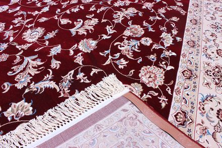 Carpet Esfahan 4904 dred-ivory
