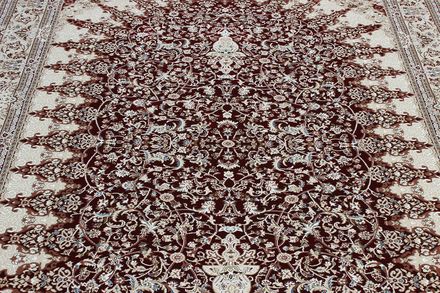 Carpet Esfahan 4996f dred ivory