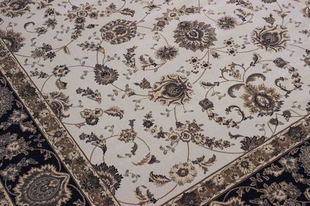 Carpet Esfahan 8942 ivory black