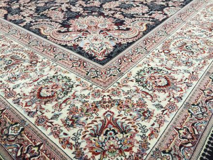Carpet Farsi 77 dark blue