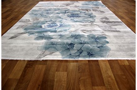 Ковер - Ковер Low Canyon 121xa lgrey grey изображение 1 () килим з голубенькими квіточками