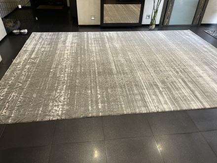 Carpet Vals w2769 civory dgrey